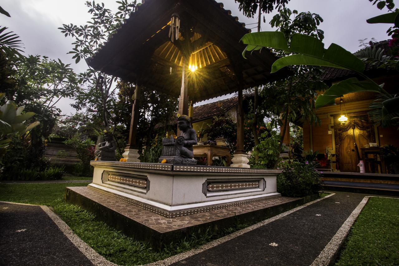 Hotel Gusti Kaler House Ubud Esterno foto
