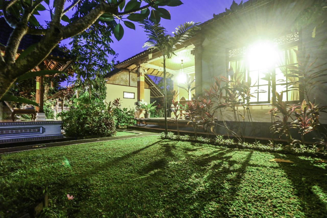 Hotel Gusti Kaler House Ubud Esterno foto